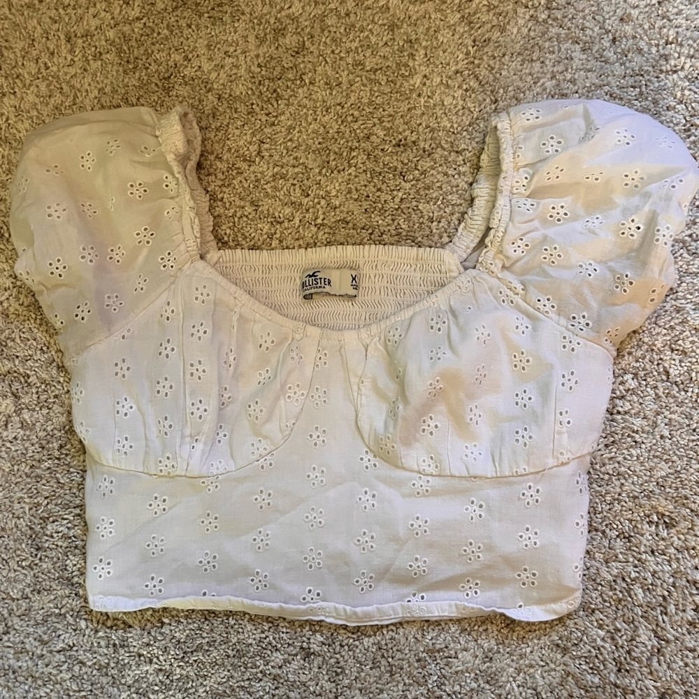 Hollister crop top